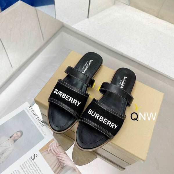 Picture of Burberry Slippers _SKUBurberrycoloursz35-40GDT04133282